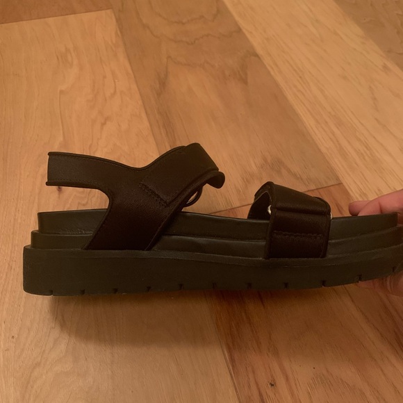 Zara Black Platform Sandels 7.5 - Picture 4 of 9
